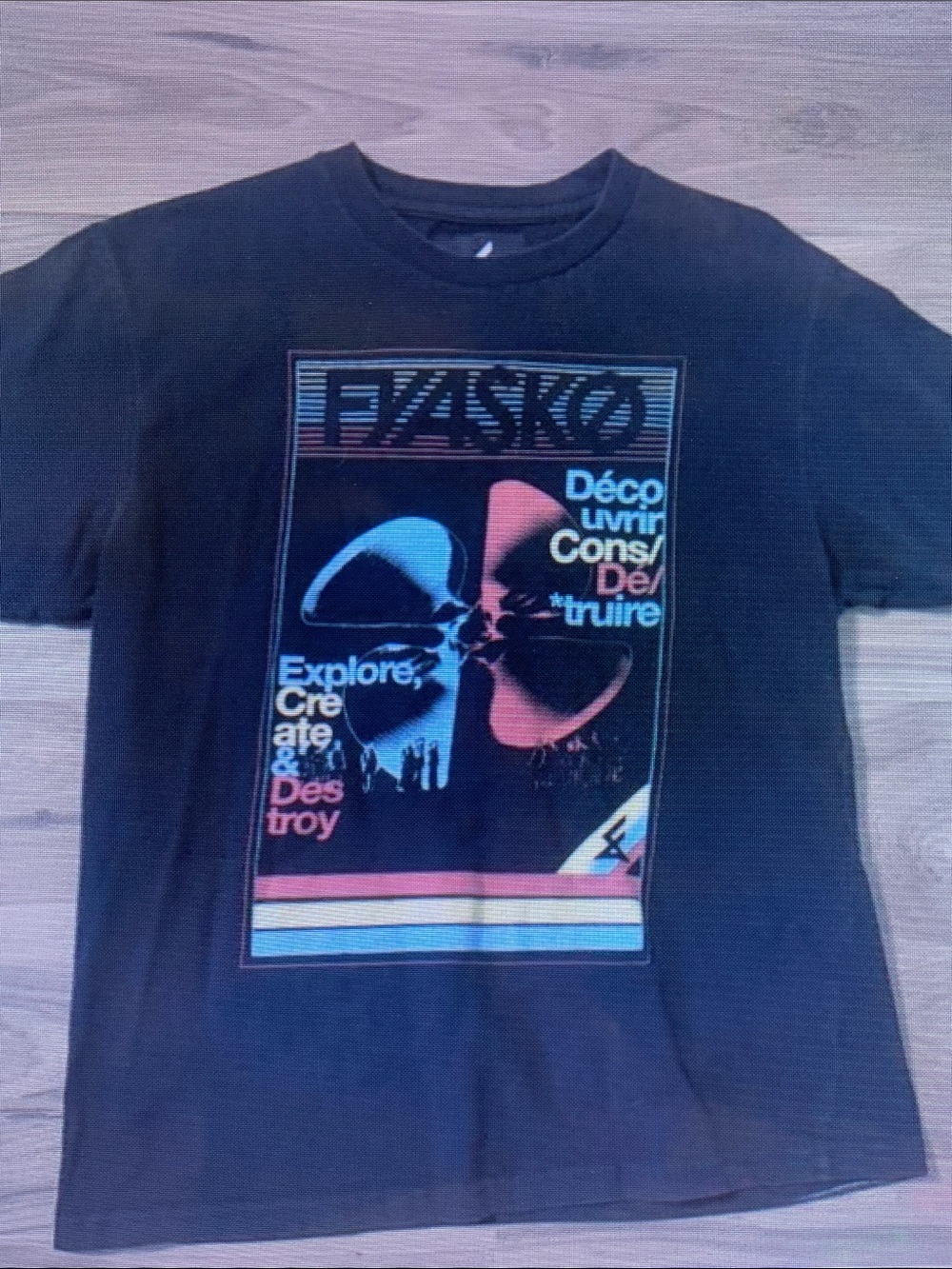 Black Graphic Crewneck T‑Shirt with Retro Propeller Design